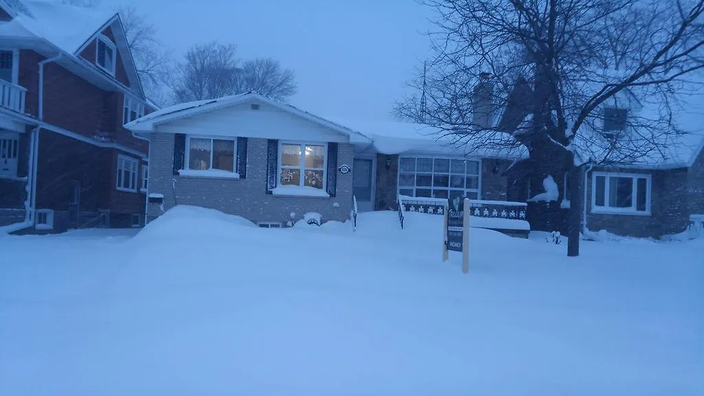 Trillium Bed & Breakfast Niagara Falls