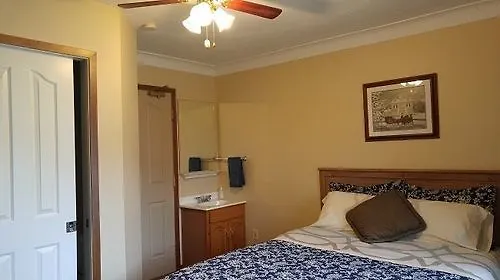 Trillium Bed & Breakfast Niagara Falls
